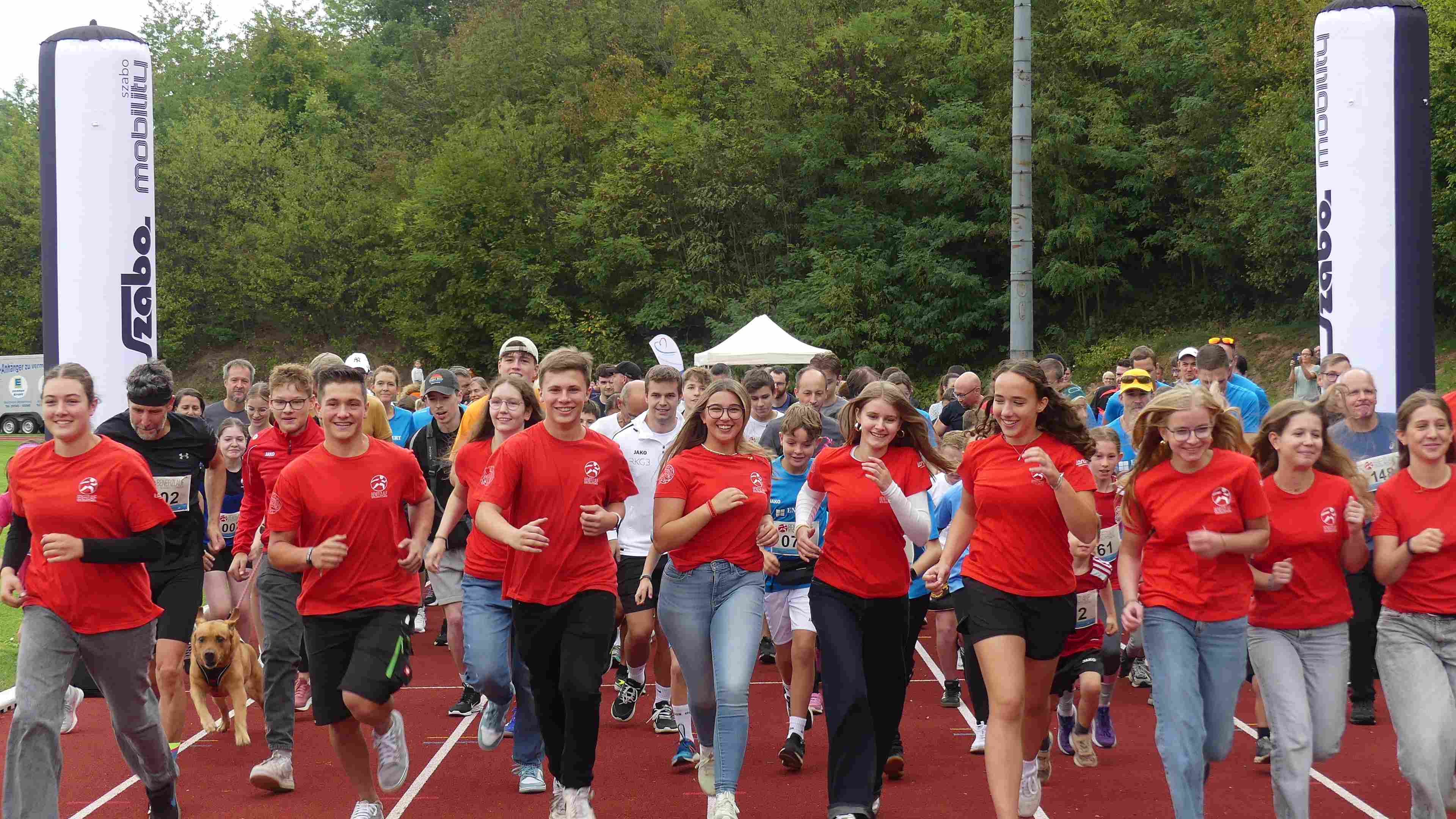 Bild vom 15. Benefizlauf im Jahr 2025. Dies ist das 94. Bild.